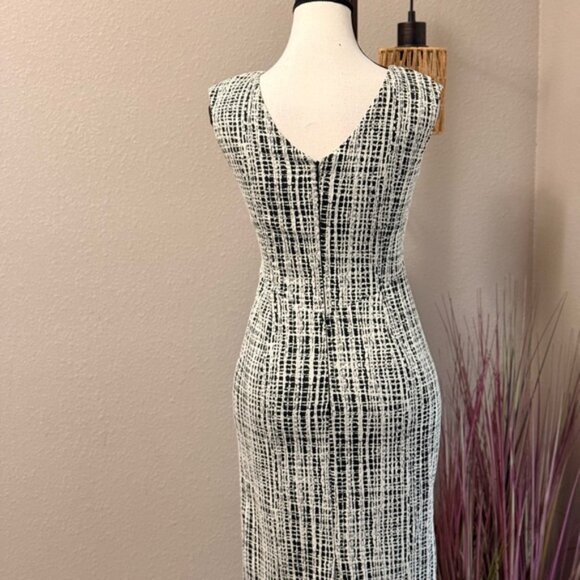 Reiss Dress Black & Gray Textured Sleeveless Sheath Size 4 EUC ($365) - Picture 3 of 9